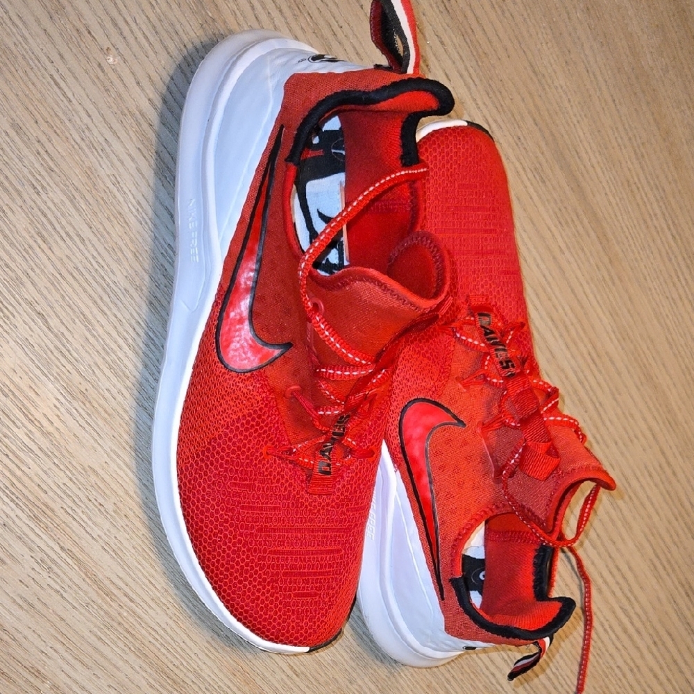 Nike Bright Red Running Shoes - Picture 8 of 8